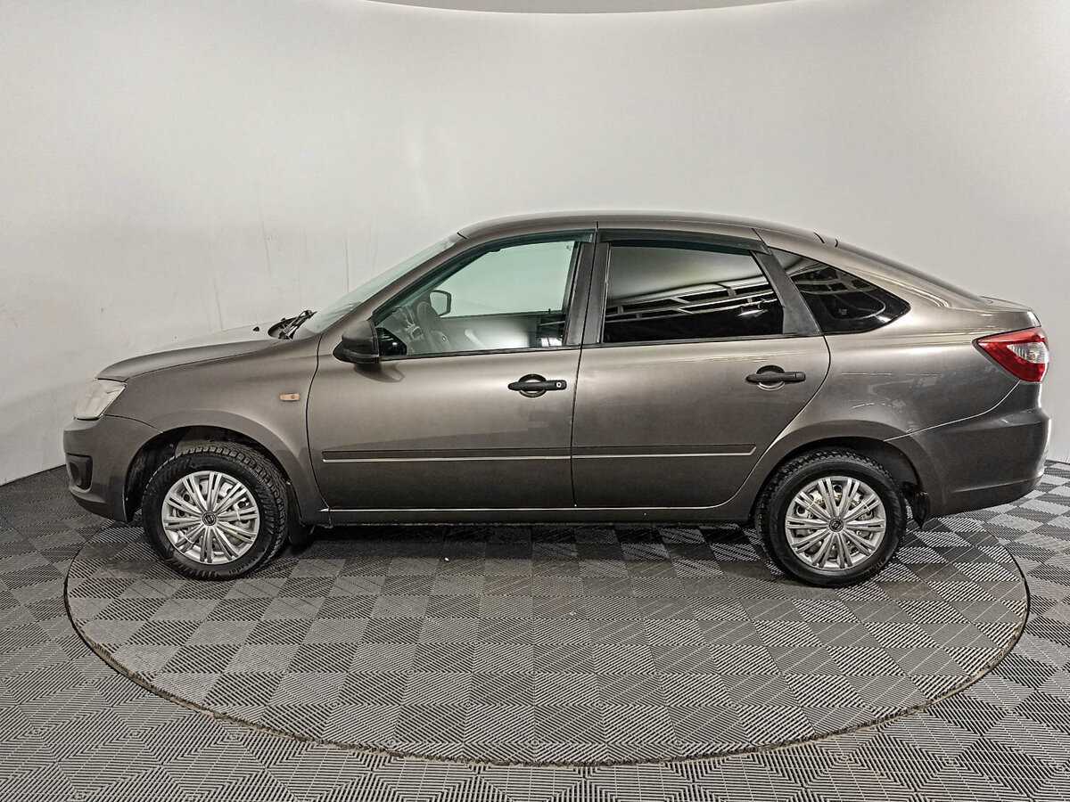 Б/У Лада (ВАЗ) Гранта 2016 года. Фото: #7