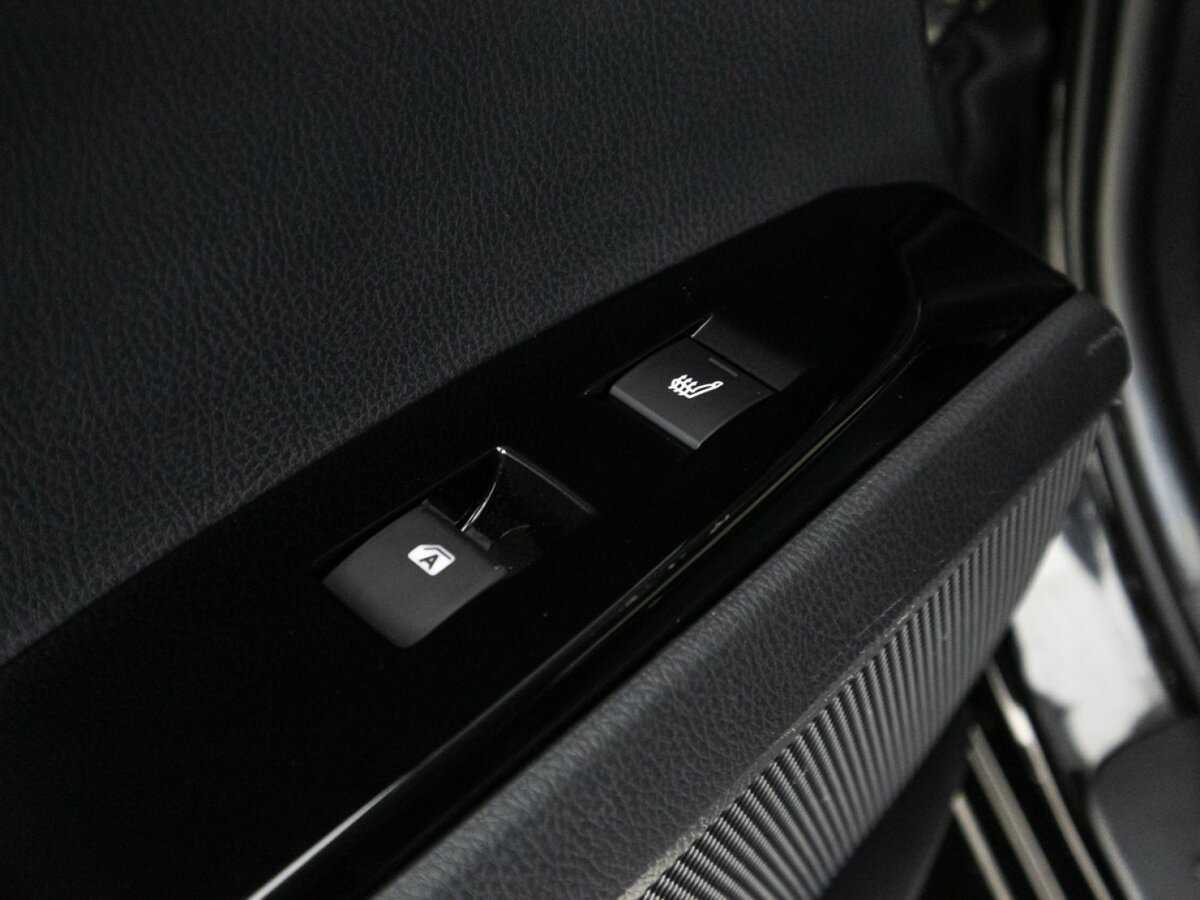 Toyota Camry 2019 года с пробегом. Фото: #15