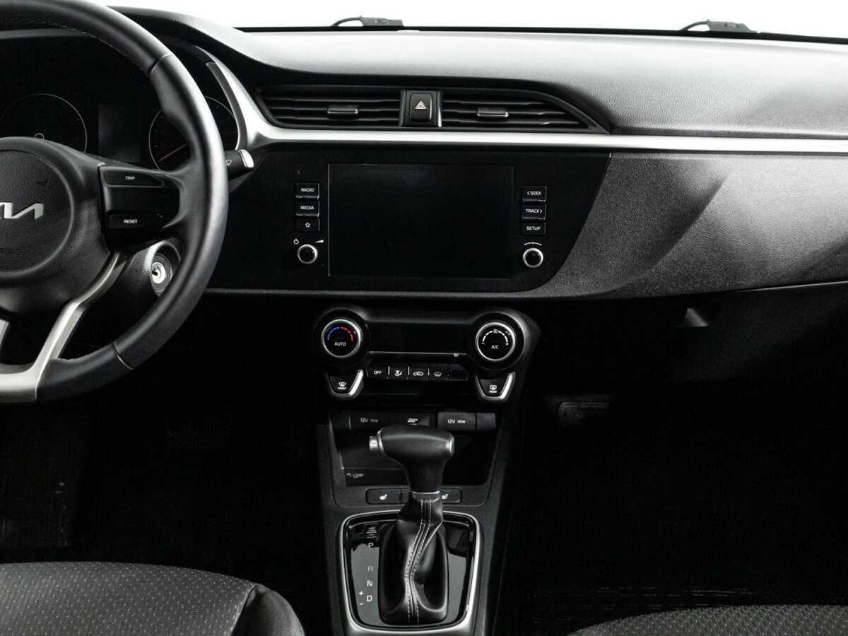 Б/У Киа Рио 2021 года. Фото: #13