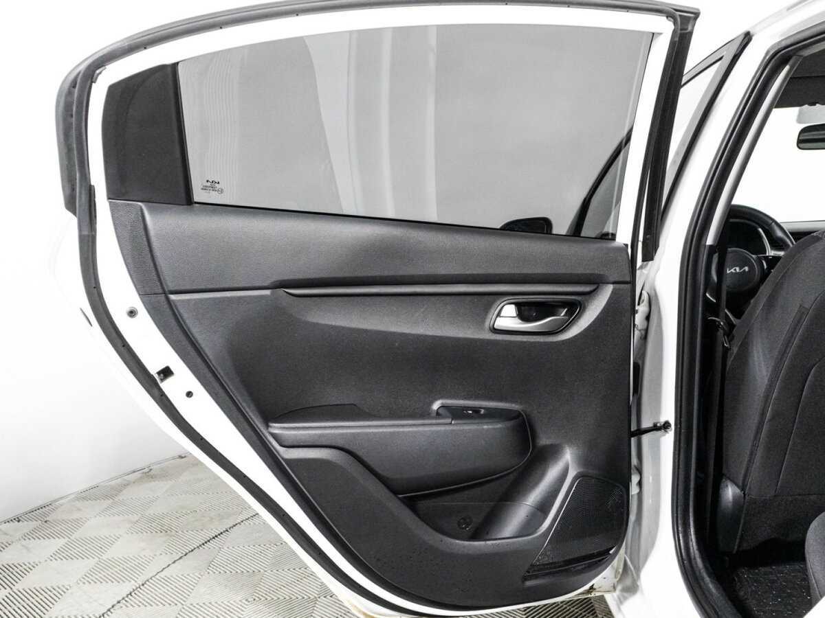 Б/У Киа Рио 2021 года. Фото: #24