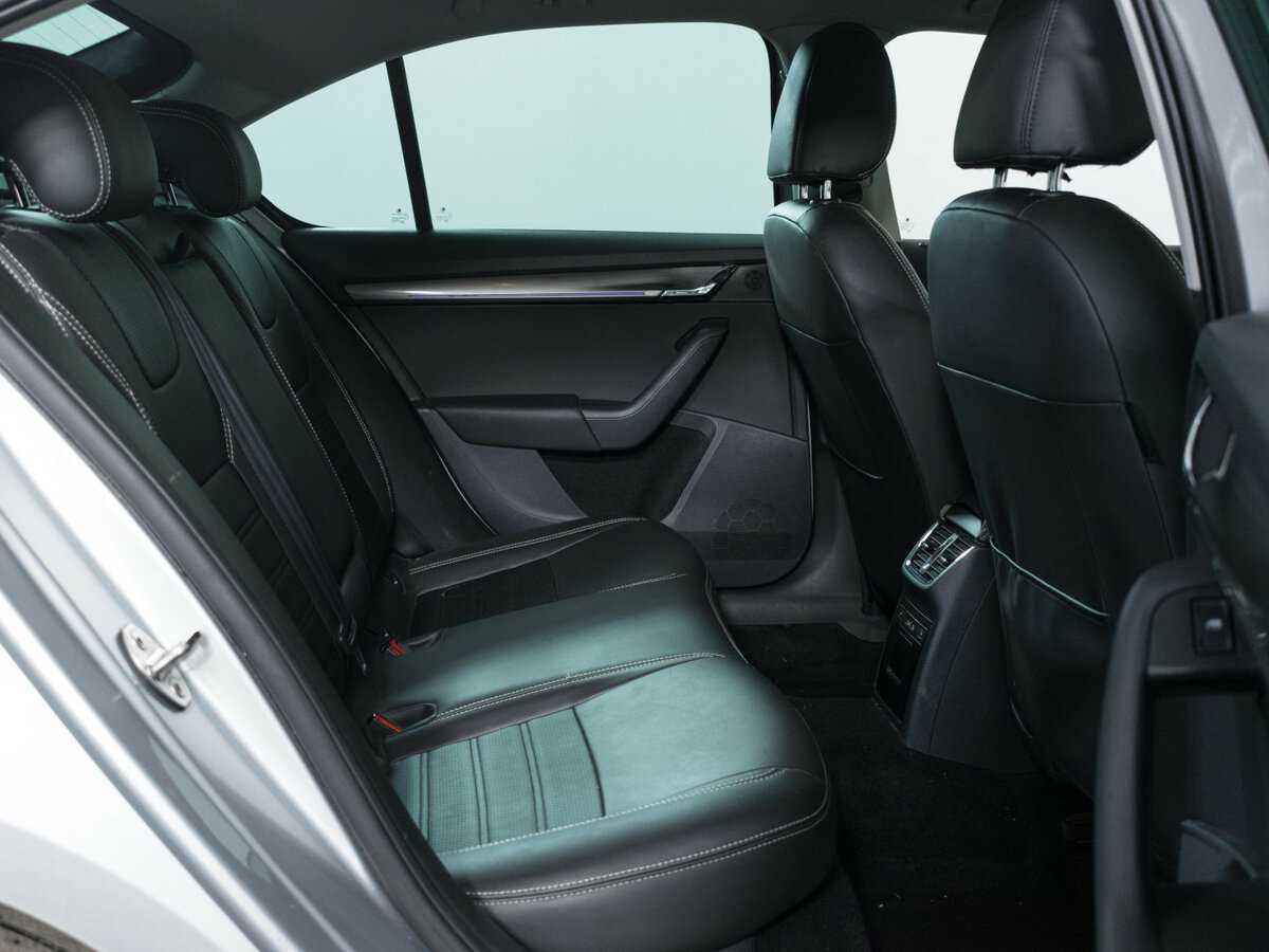 Skoda Octavia 2018 года с пробегом. Фото: #9