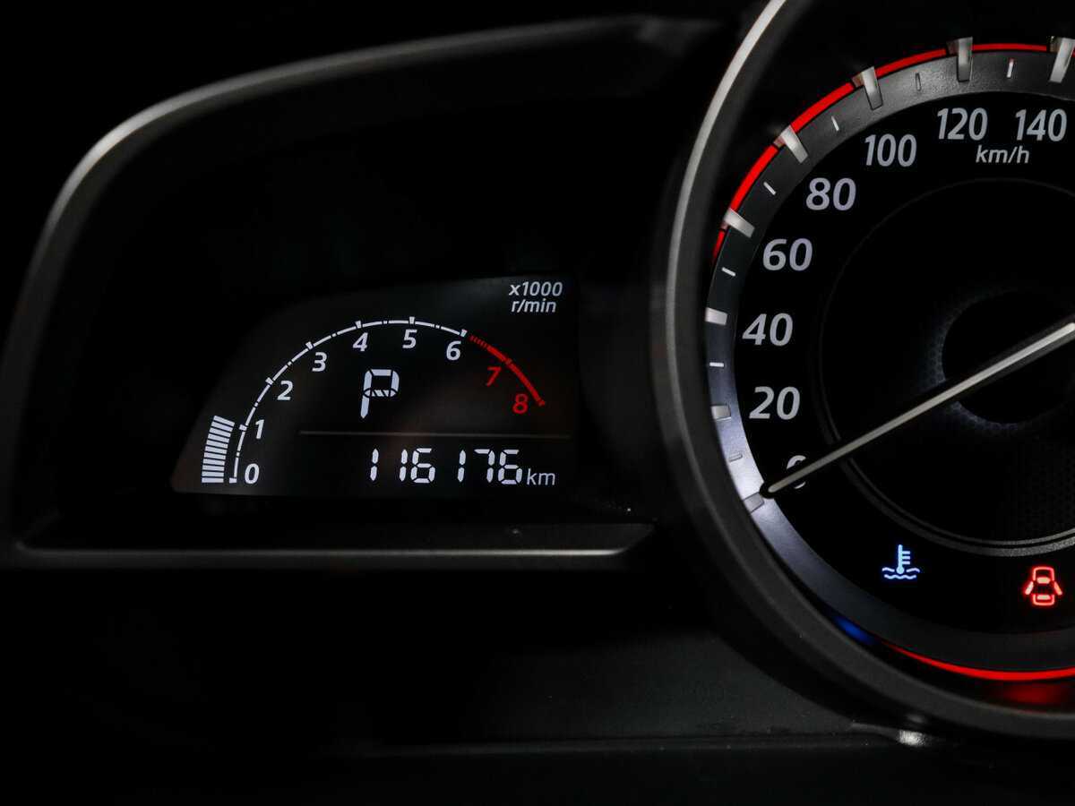 Б/У Мазда 3 2014 года. Фото: #7