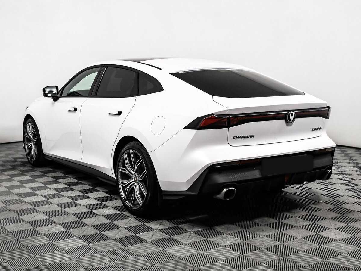 Changan UNI-V 2023 года с пробегом. Фото: #6