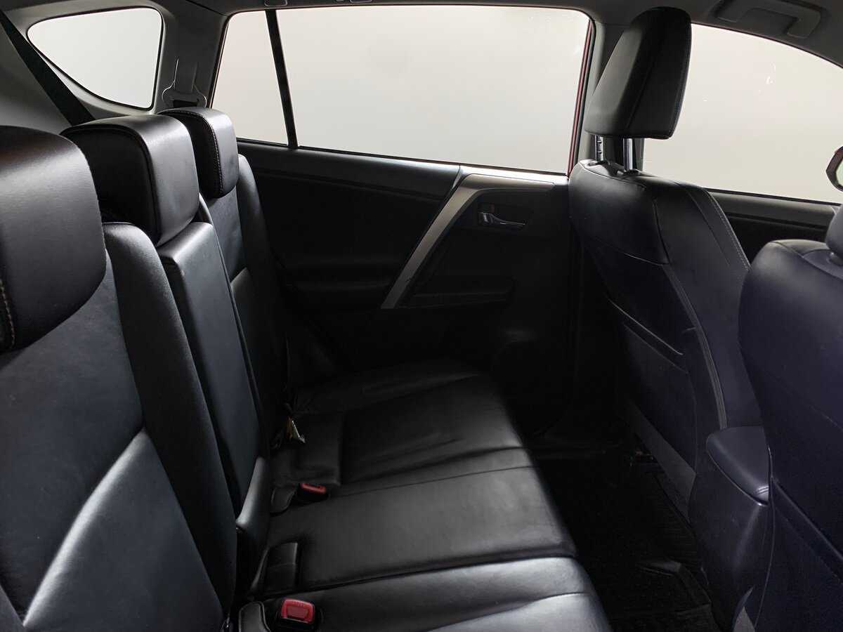 Toyota RAV4 2013 года с пробегом. Фото: #17