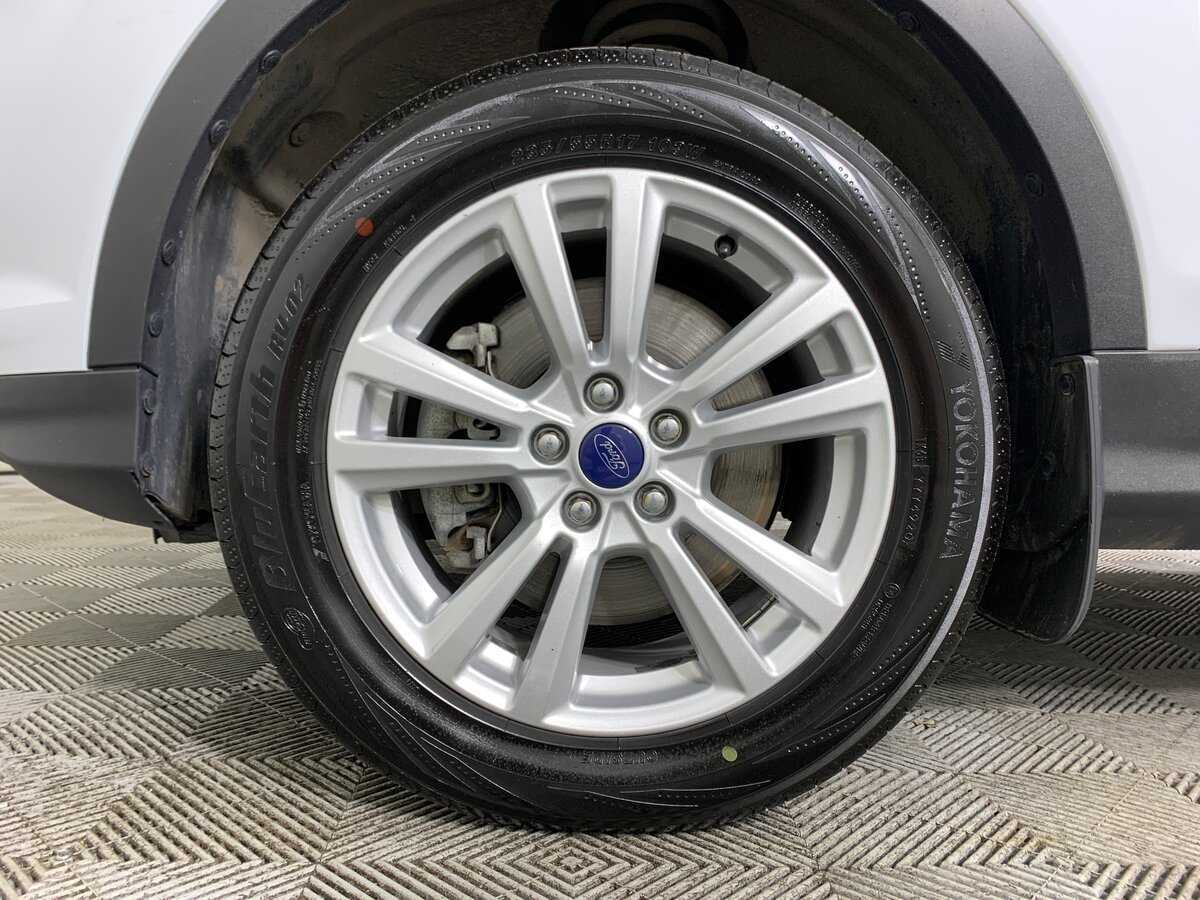 Б/У Форд Куга 2017 года. Фото: #8