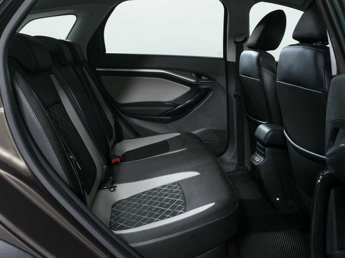 Б/У Лада (ВАЗ) Веста 2019 года. Фото: #10