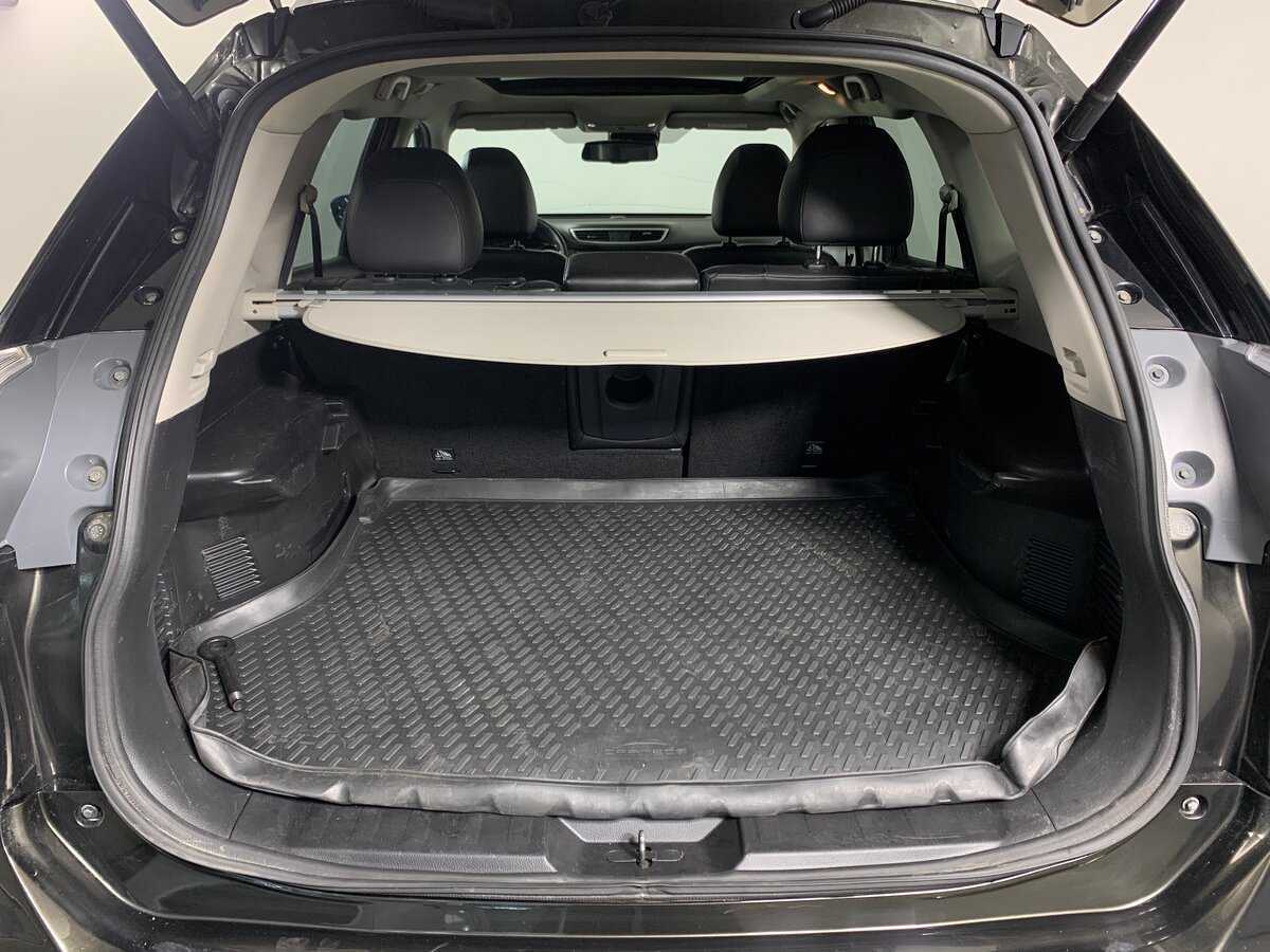 Б/У Ниссан Икс-Трейл 2016 года. Фото: #20