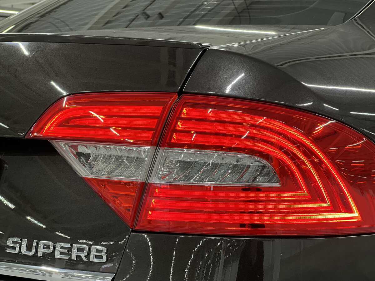 Б/У Шкода Суперб 2013 года. Фото: #8