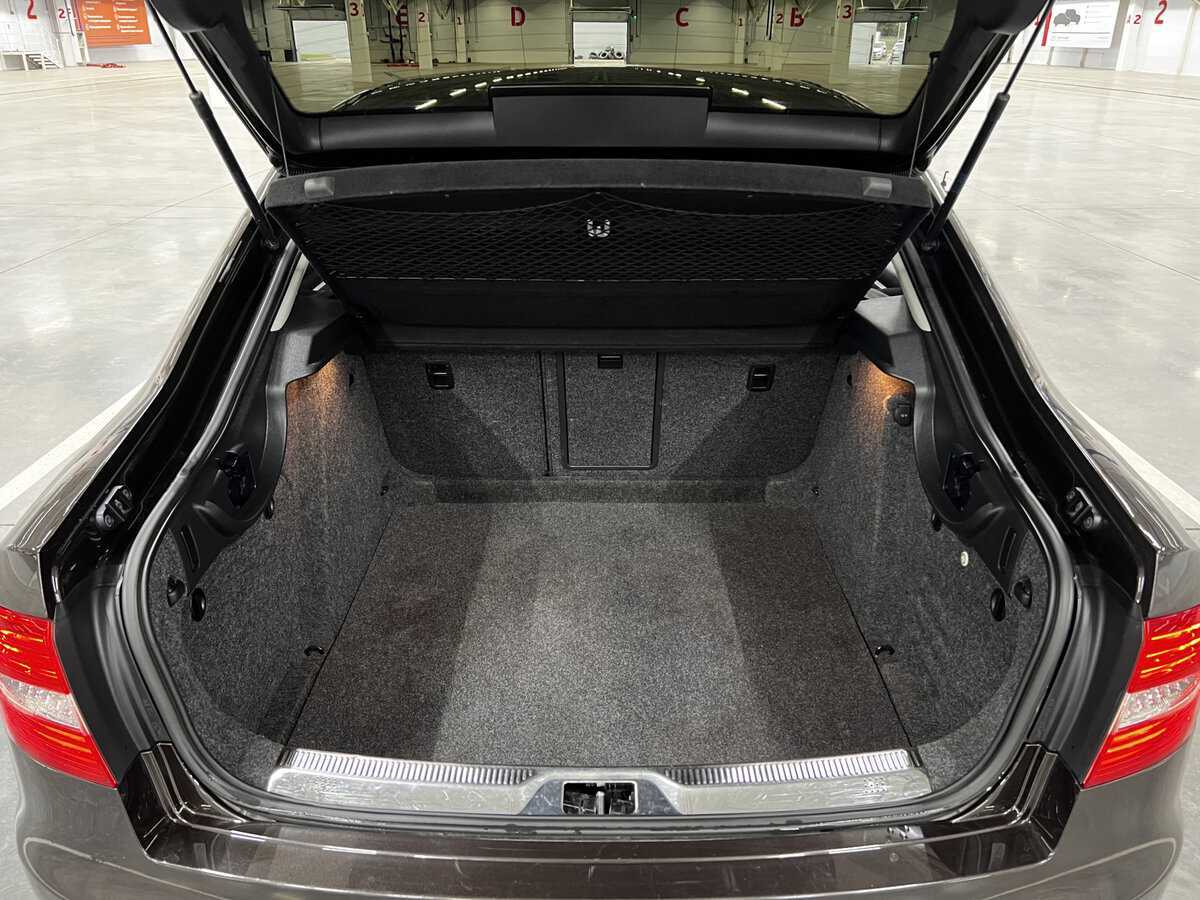 Б/У Шкода Суперб 2013 года. Фото: #9