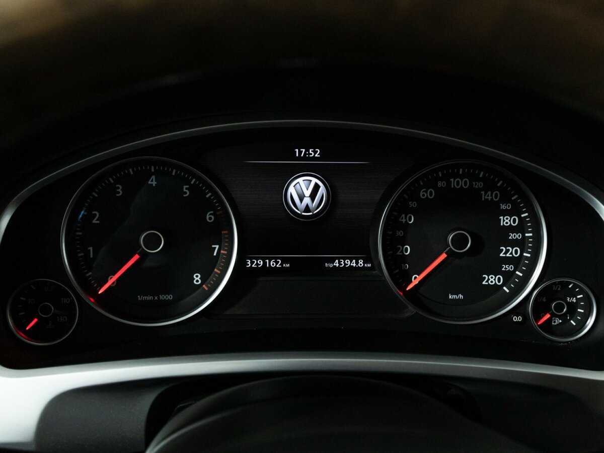 Volkswagen Touareg 2012 года с пробегом. Фото: #9
