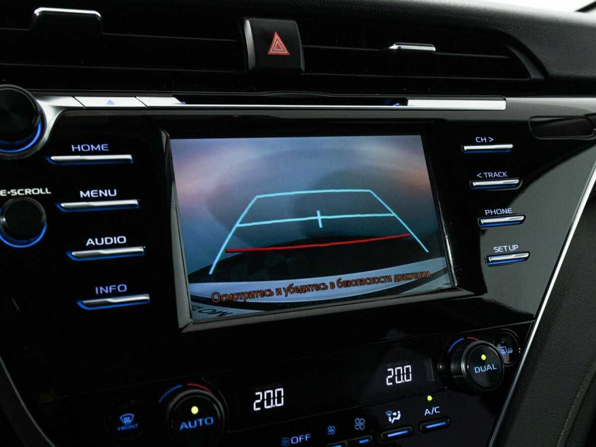 Toyota Camry 2019 года с пробегом. Фото: #15