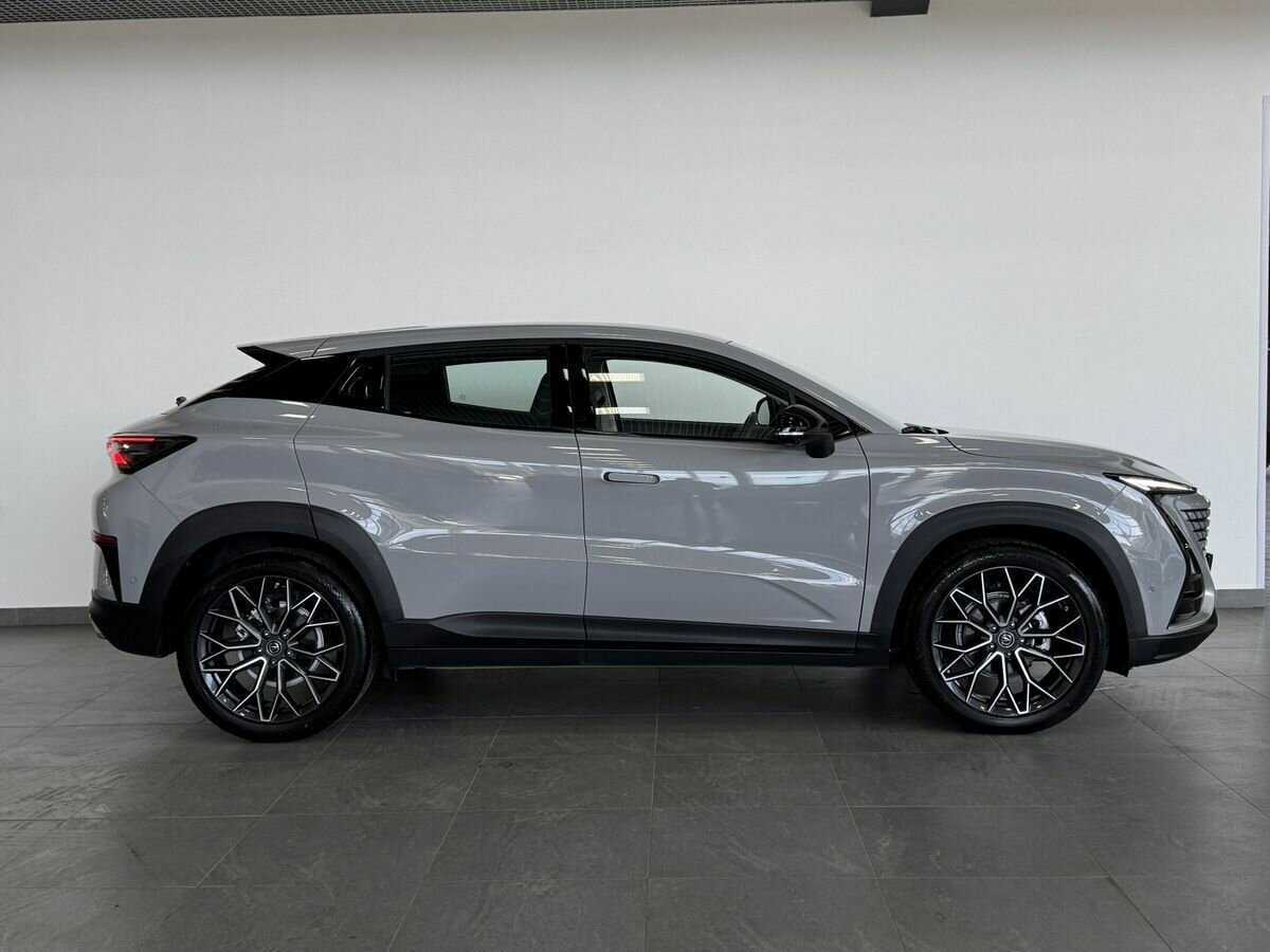 Changan UNI-T 2023 года с пробегом. Фото: #1