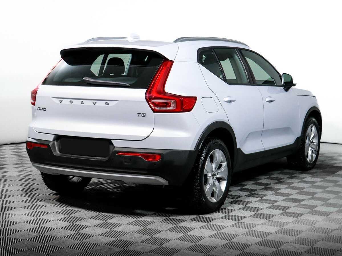 Volvo XC40 2020 года с пробегом. Фото: #4