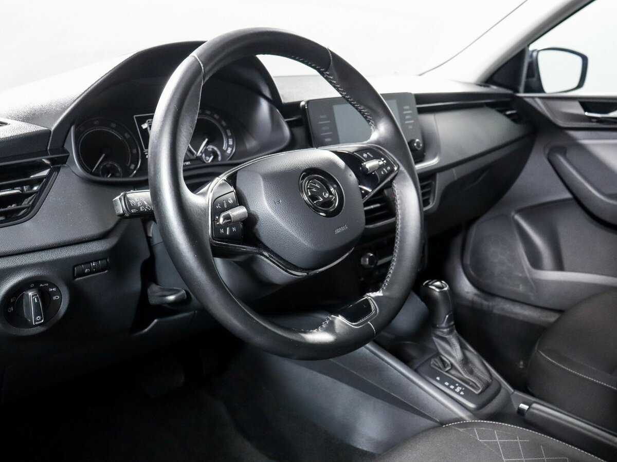 Б/У Шкода Рапид 2021 года. Фото: #13