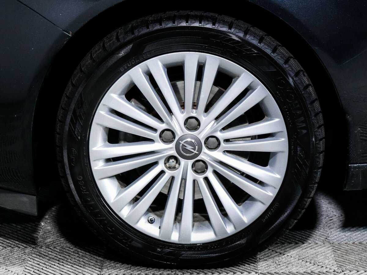 Б/У Опель Инсигния 2013 года. Фото: #14