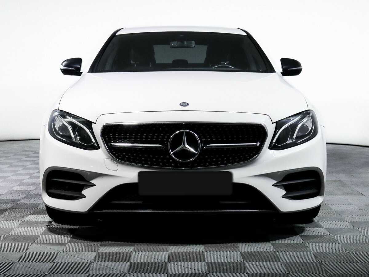 Mercedes-Benz E-Класс 2016 года с пробегом. Фото: #1