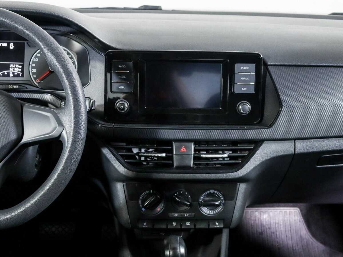 Б/У Фольксваген Поло 2021 года. Фото: #12