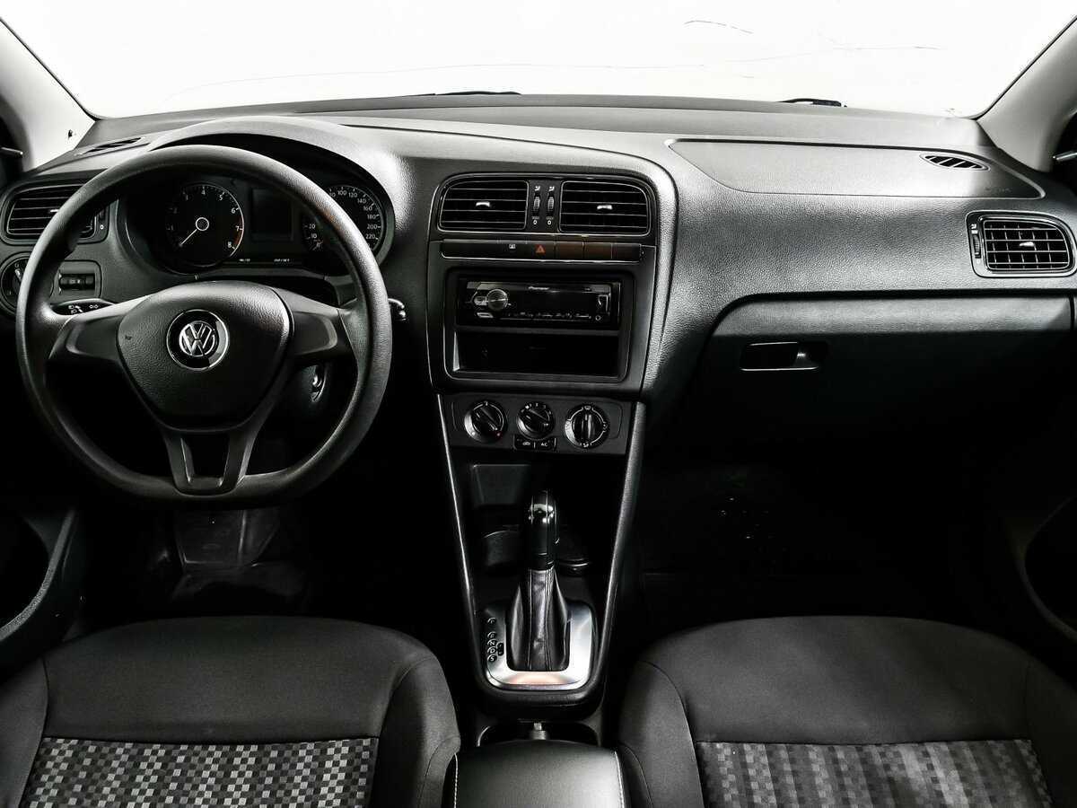 Б/У Фольксваген Поло 2020 года. Фото: #10