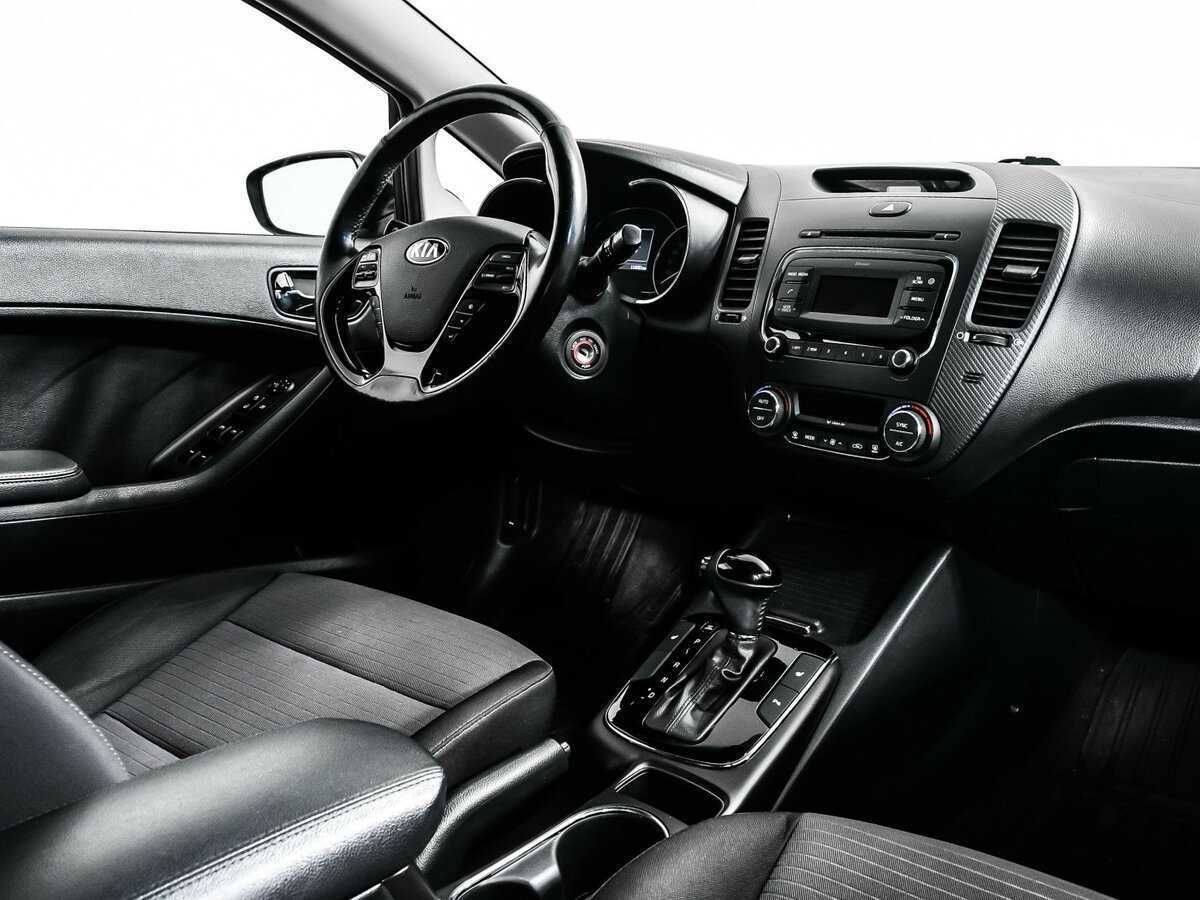 Б/У Киа Церато 2017 года. Фото: #8