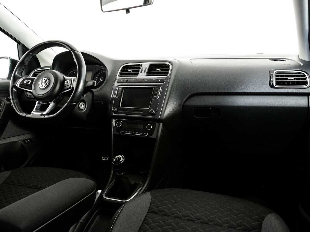 Б/У Фольксваген Поло 2018 года. Фото: #6