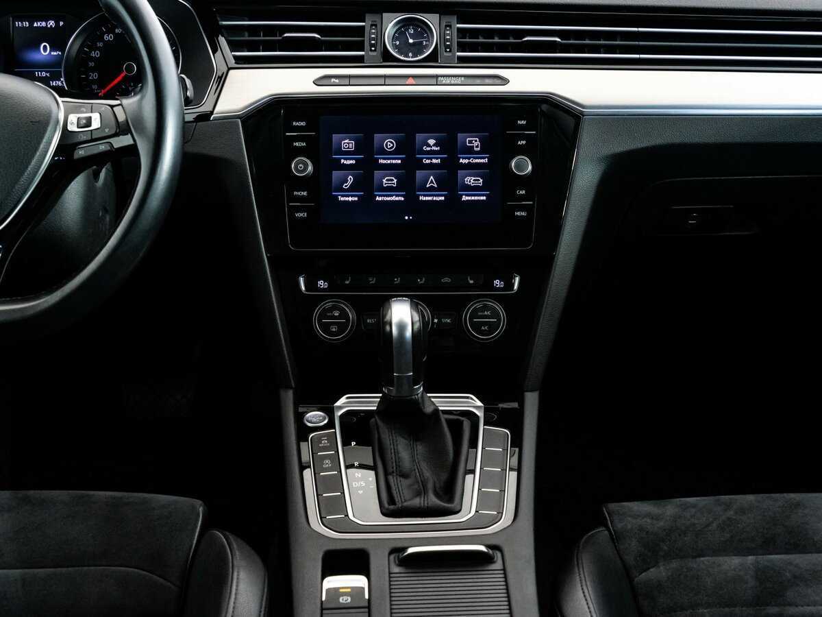 Volkswagen Passat 2018 года с пробегом. Фото: #10