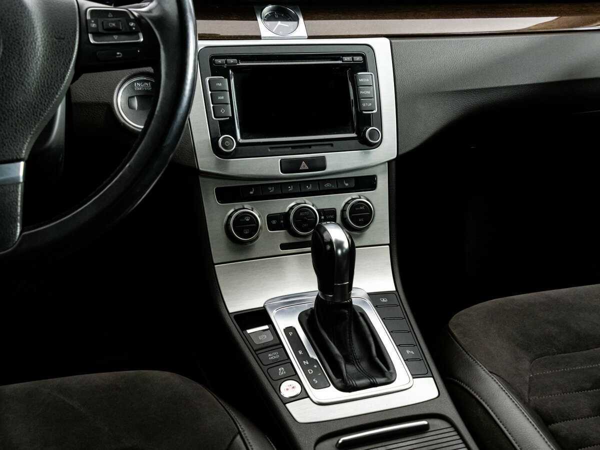 Б/У Фольксваген Пассат 2012 года. Фото: #10