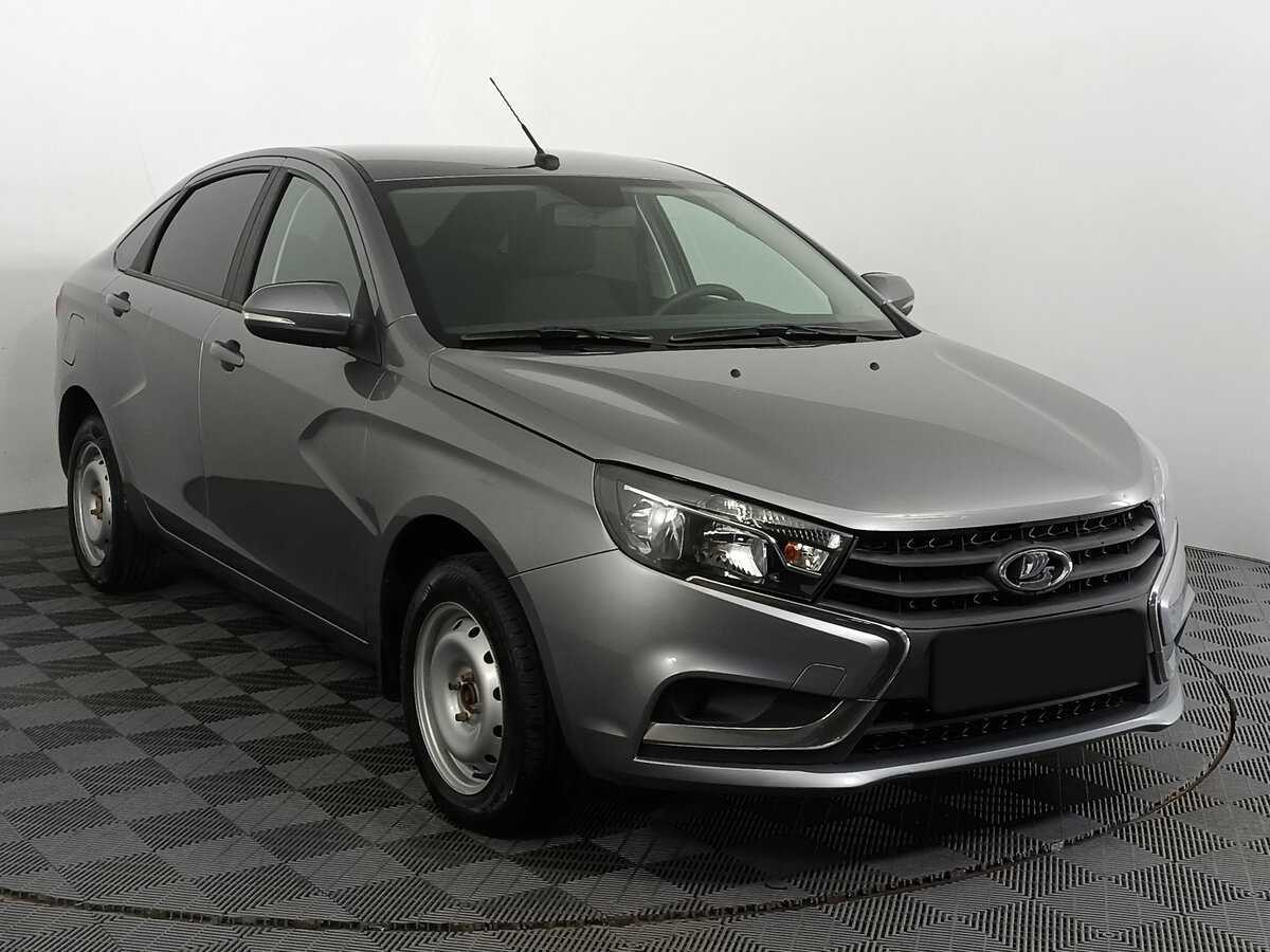 Б/У Лада (ВАЗ) Веста 2018 года. Фото: #2