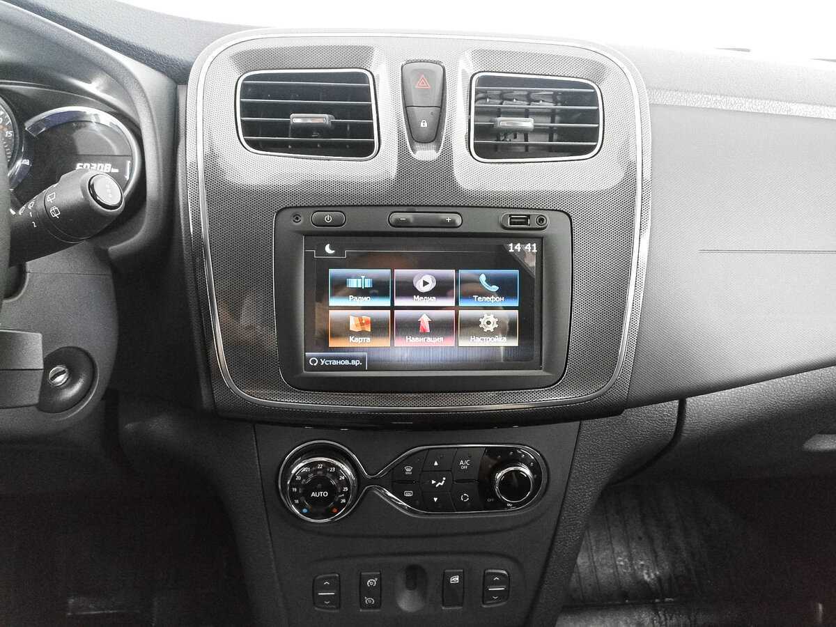 Б/У Рено Сандеро 2021 года. Фото: #13