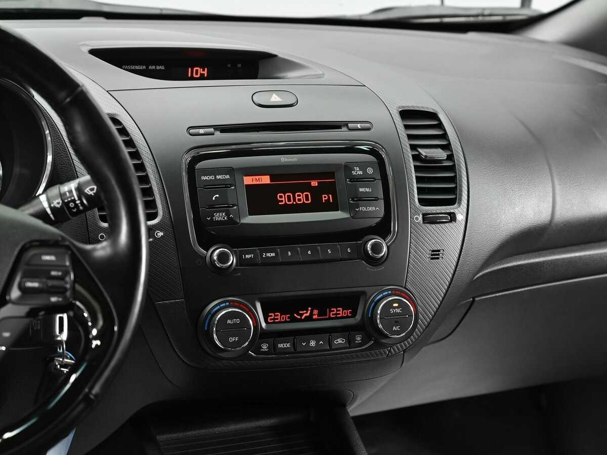 Б/У Киа Церато 2018 года. Фото: #9