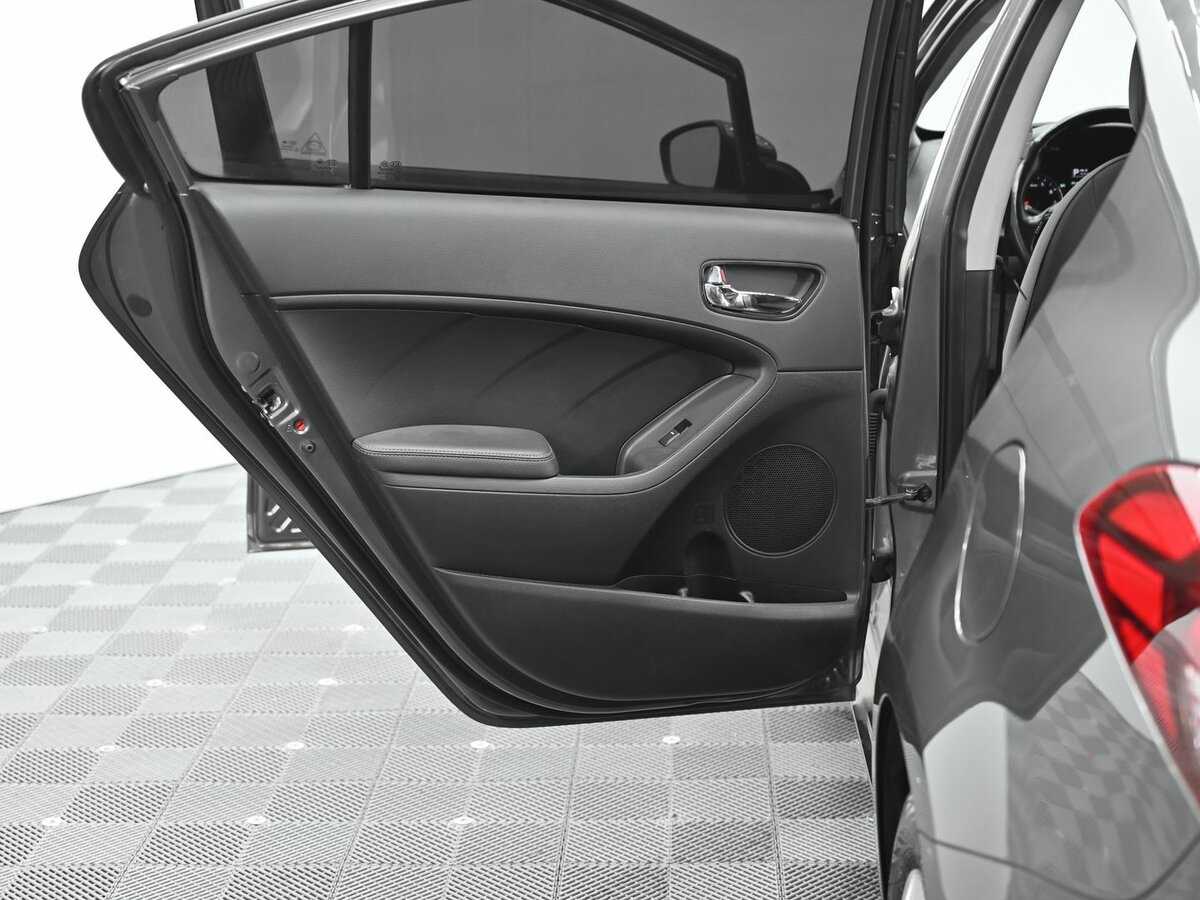 Б/У Киа Церато 2018 года. Фото: #15