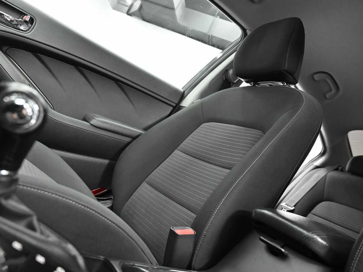 Б/У Киа Церато 2018 года. Фото: #16