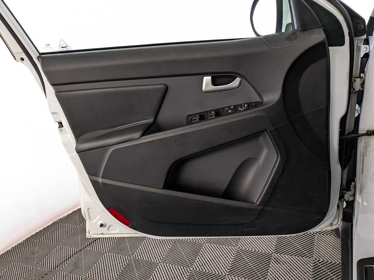 Б/У Киа Спортейдж 2012 года. Фото: #18