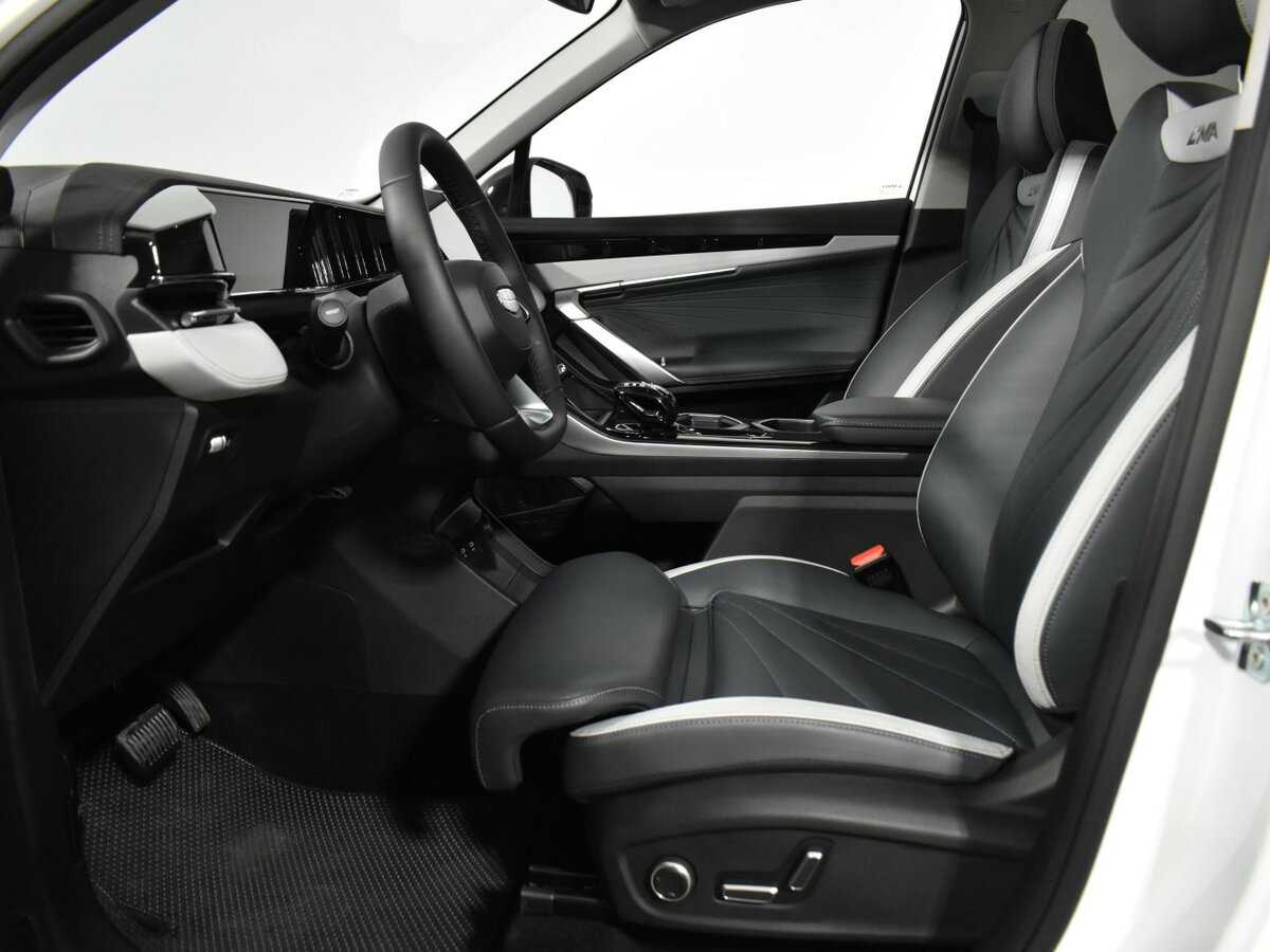 Geely Atlas 2024 года с пробегом. Фото: #18