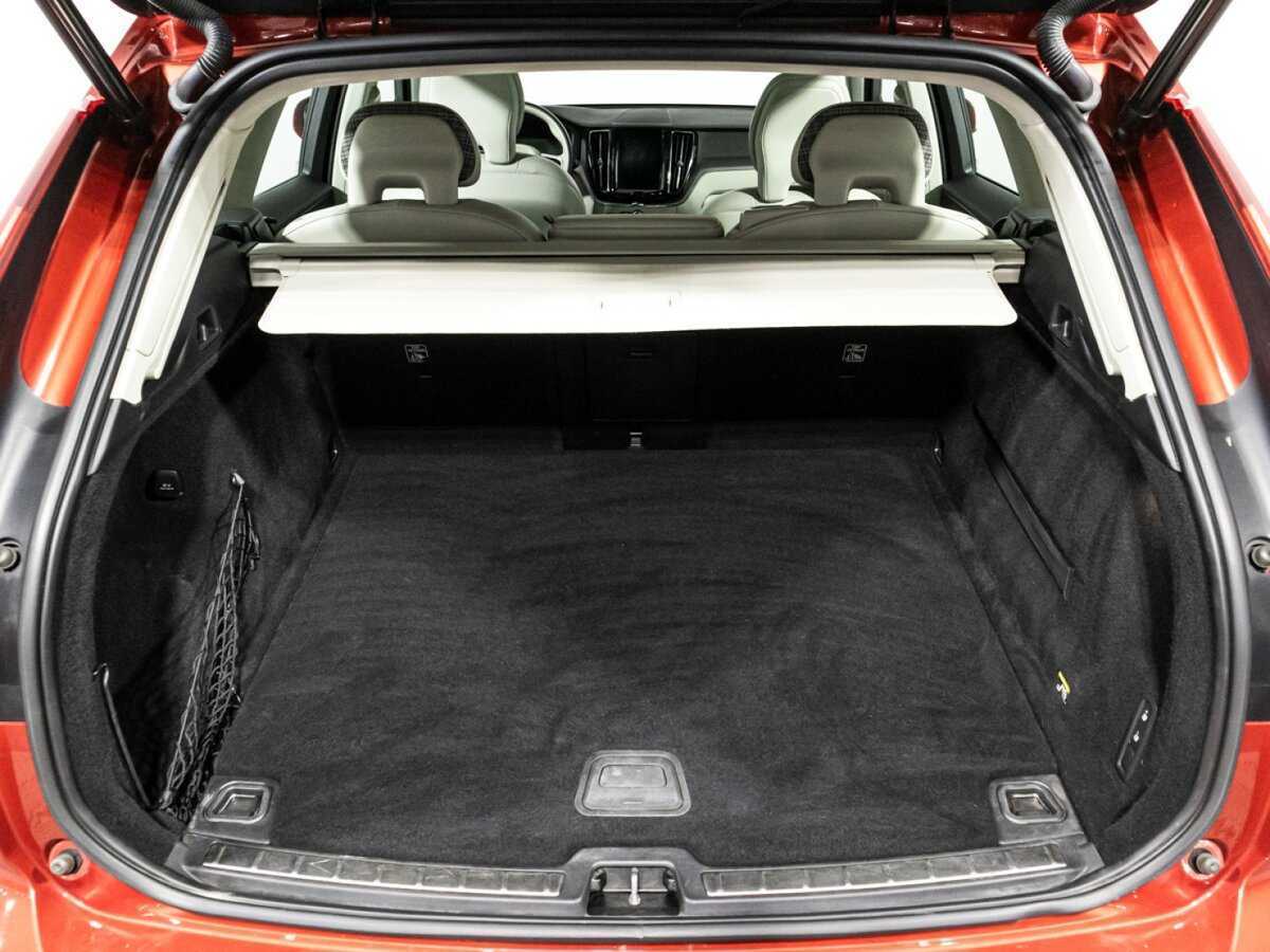 Volvo XC60 2019 года с пробегом. Фото: #14