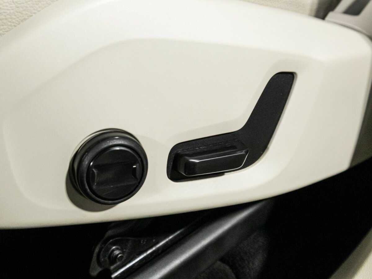 Volvo XC60 2019 года с пробегом. Фото: #17