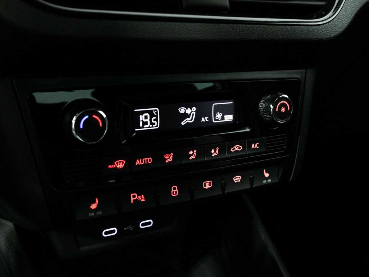 Б/У Фольксваген Поло 2021 года. Фото: #15