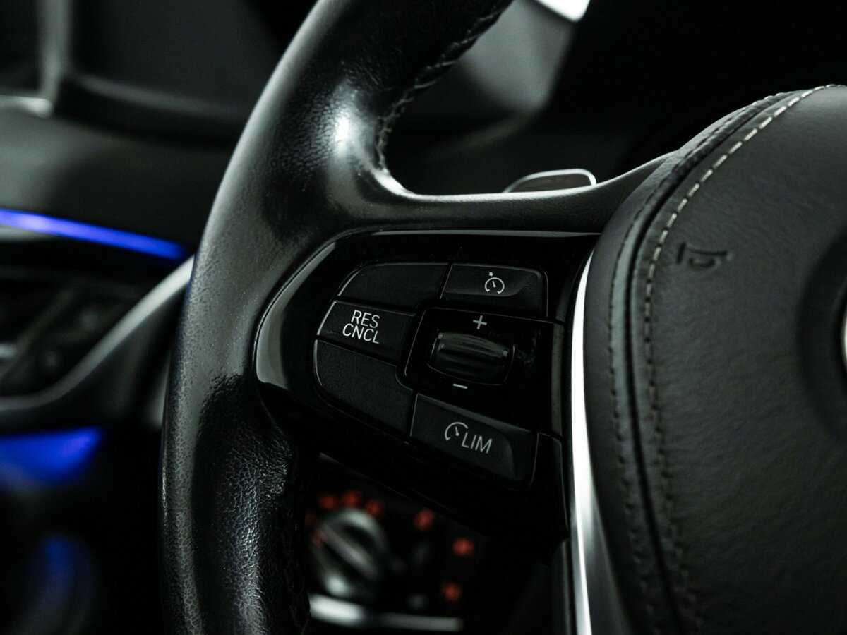 BMW 5 серии 2017 года с пробегом. Фото: #21