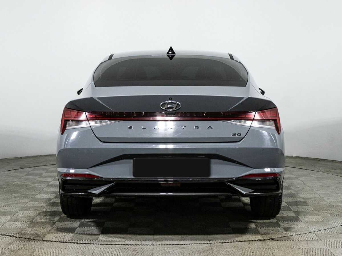 Hyundai Elantra 2021 года с пробегом. Фото: #5
