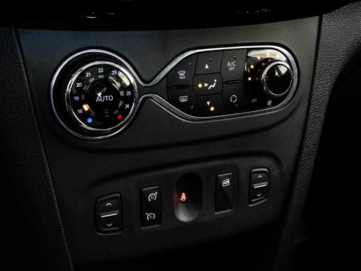 Б/У Рено Сандеро 2018 года. Фото: #9