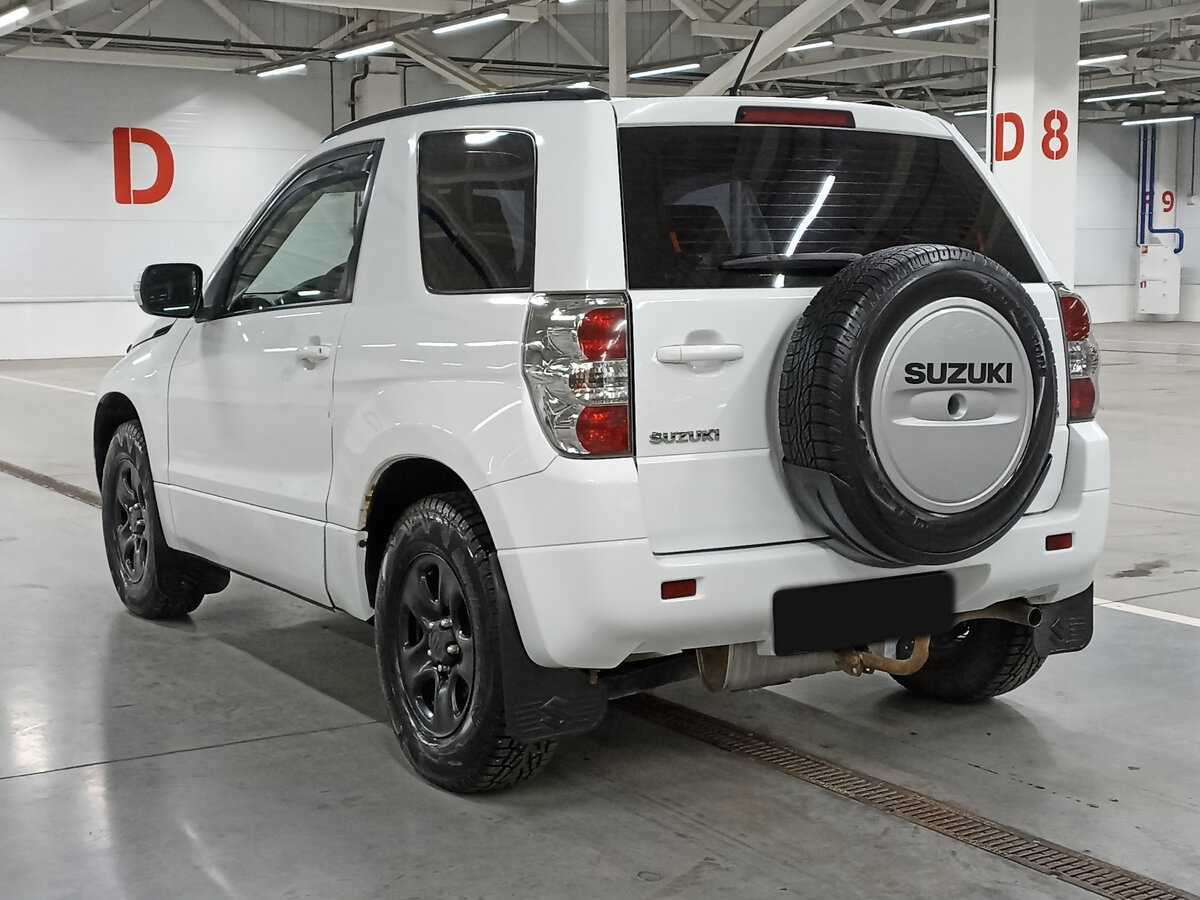 Б/У Сузуки Гранд Витара 2013 года. Фото: #6