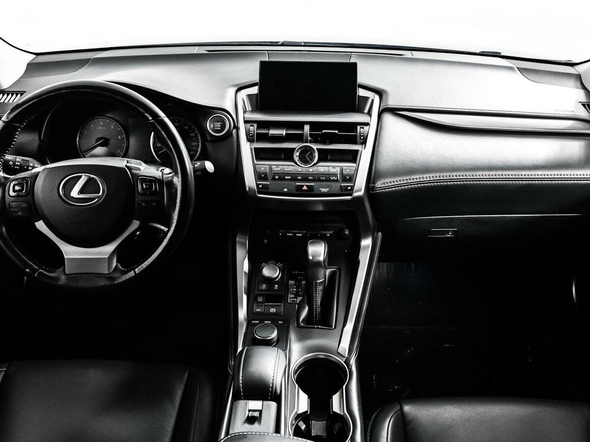 Lexus NX 2016 года с пробегом. Фото: #10