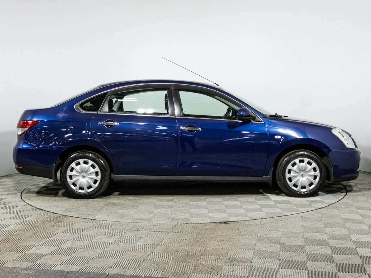 Б/У Ниссан Альмера 2016 года. Фото: #3