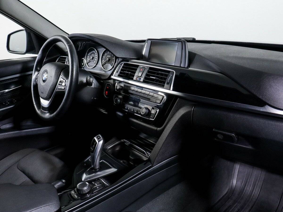 BMW 3 серии 2016 года с пробегом. Фото: #8