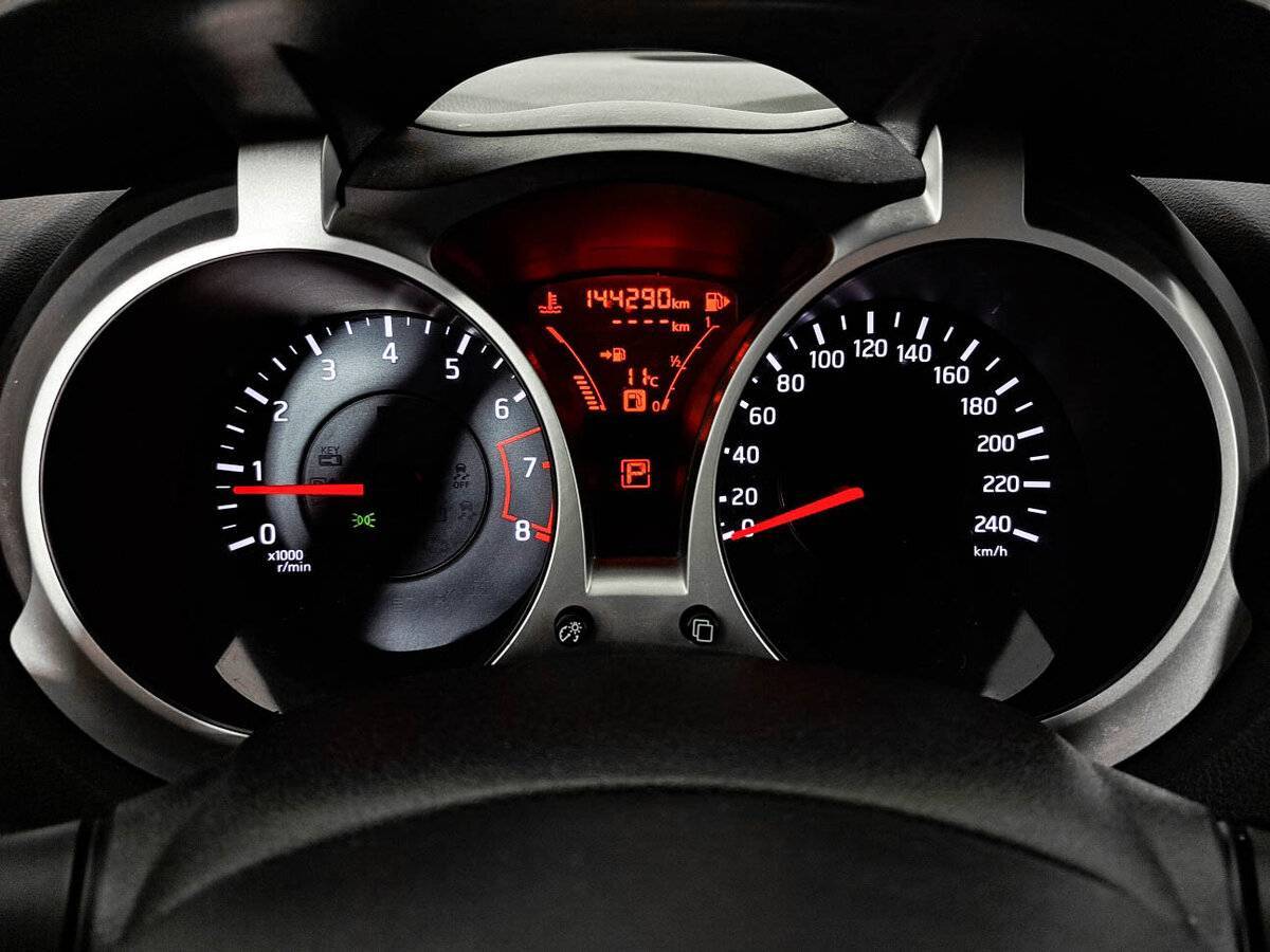 Б/У Ниссан Жук 2014 года. Фото: #8