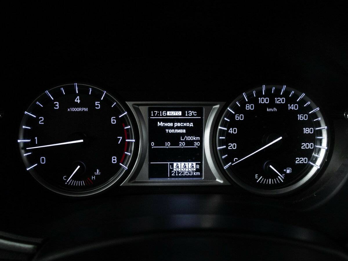 Б/У Сузуки Витара 2016 года. Фото: #11