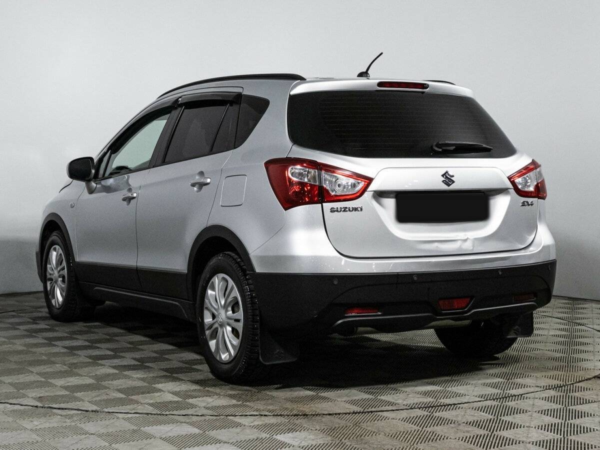 Б/У Сузуки С-Икс4 2016 года. Фото: #6