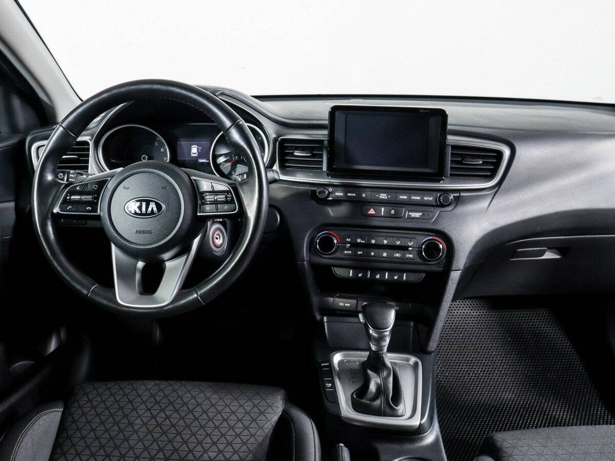 Б/У Киа Сид 2019 года. Фото: #11