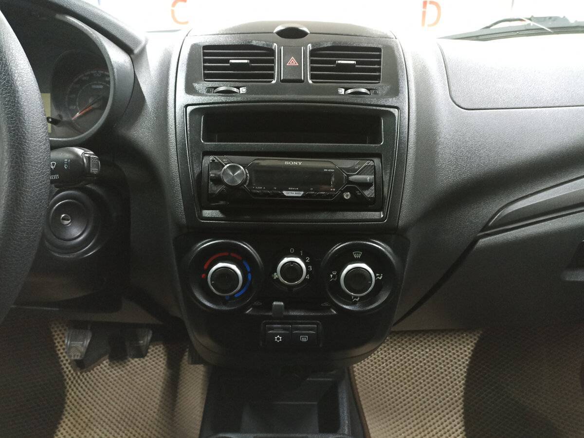 Б/У Лада (ВАЗ) Калина 2014 года. Фото: #14