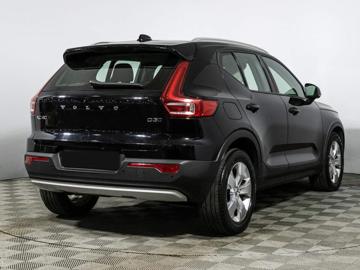 Volvo XC40 2018 года с пробегом. Фото: #4