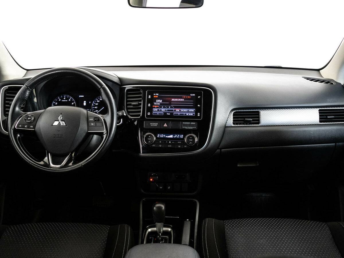 Mitsubishi Outlander 2018 года с пробегом. Фото: #7